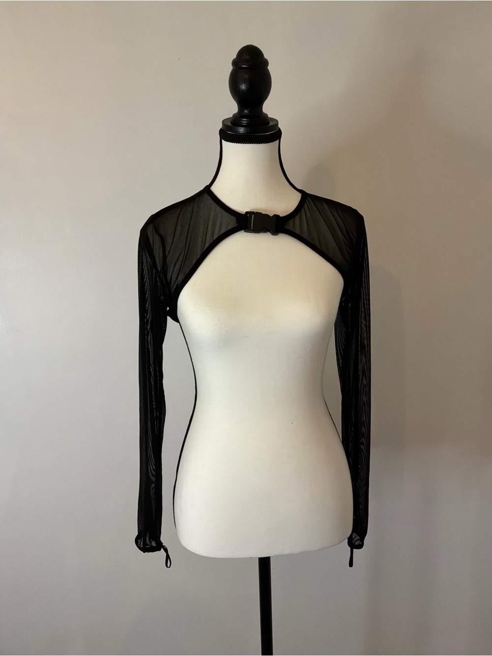SHEER BLACK LONG SLEEVE BUCKLE SHRUG
